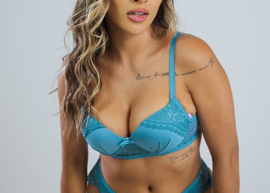 Mulher em lingerie