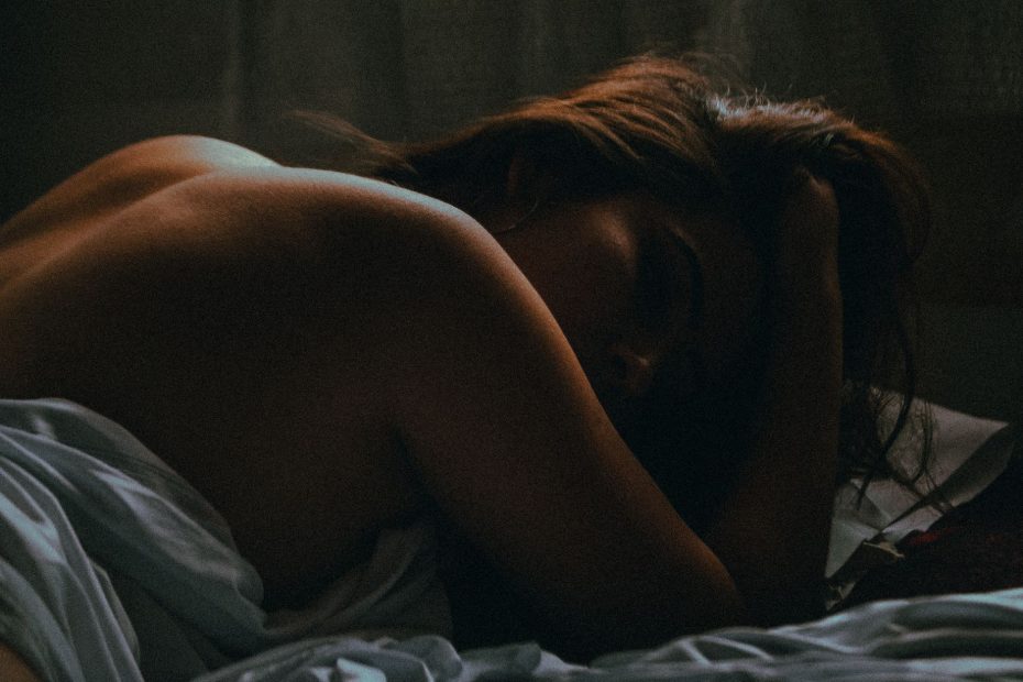 Jovem mulher sedutora