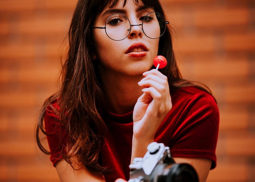 Jovem mulher sedutora